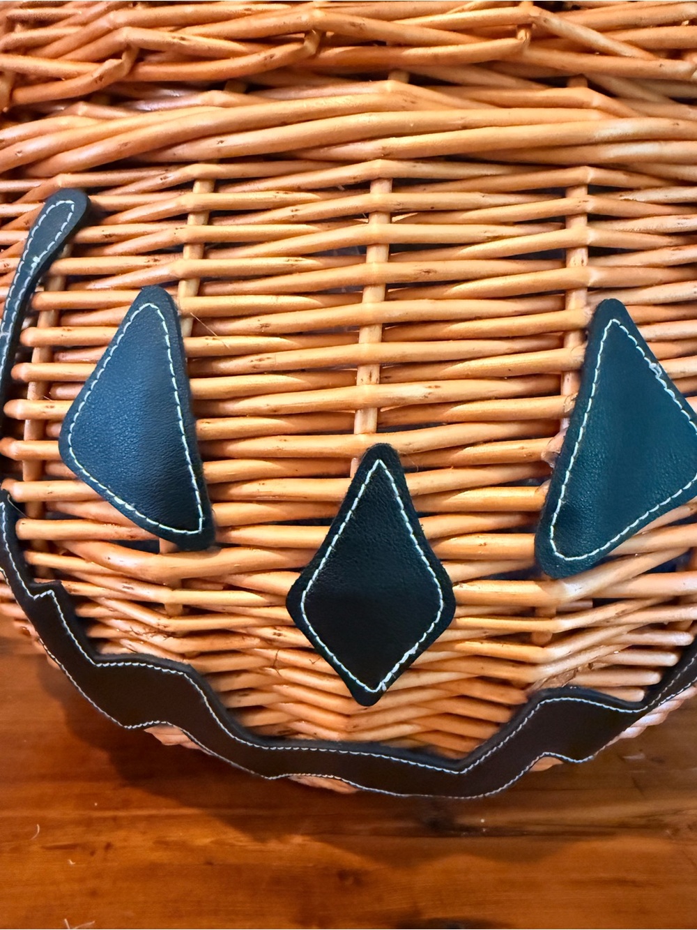 🎃 Jack-o-Lantern Woven Wicker Picnic Basket Pumpkin Halloween Fall - Picture 8 of 11